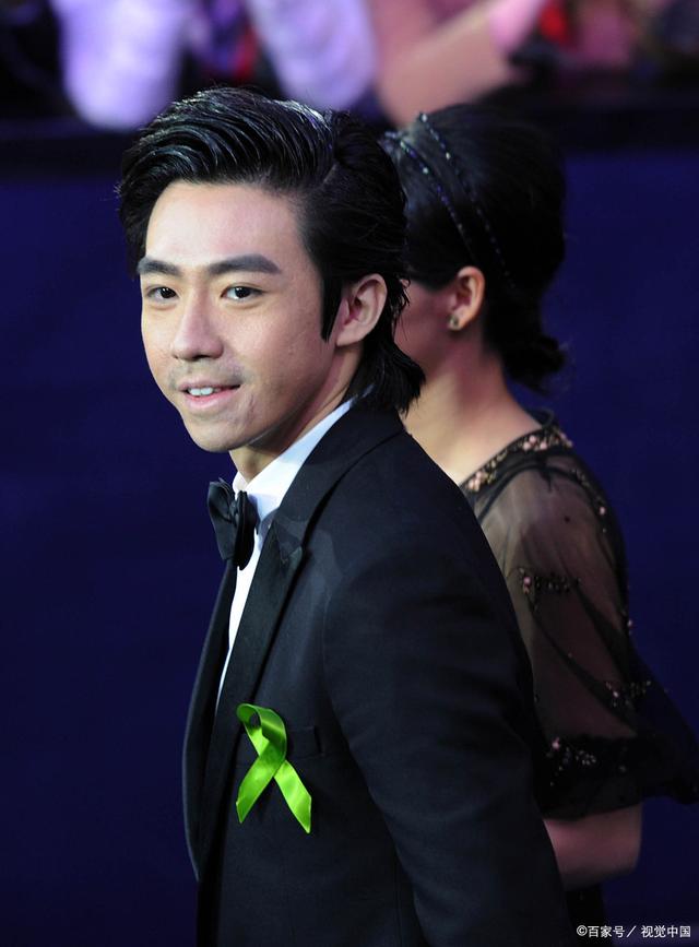 俞灏明的无私,任家萱的沉默,他们之间到底发生了什么?