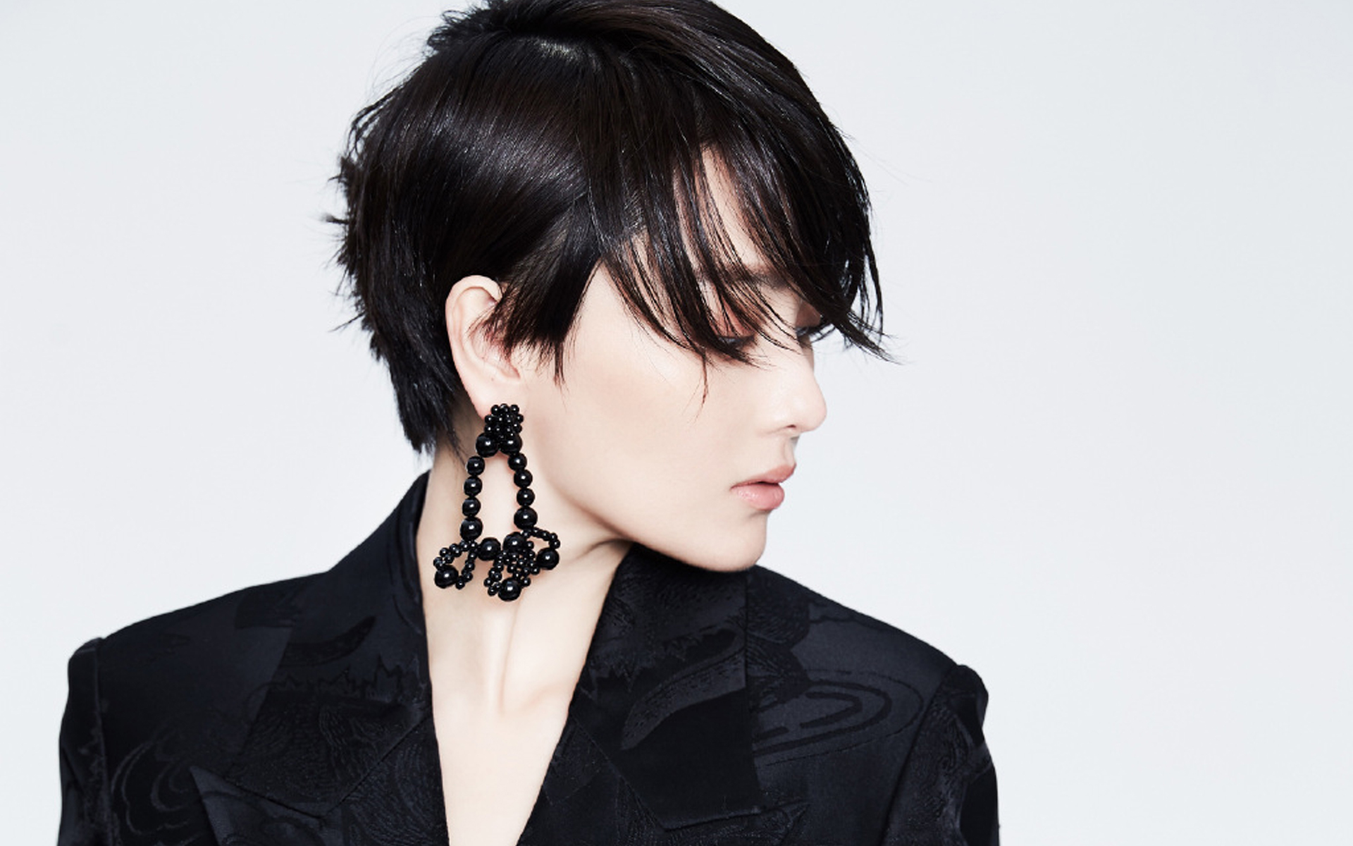 张馨予性感写真图片桌面壁纸