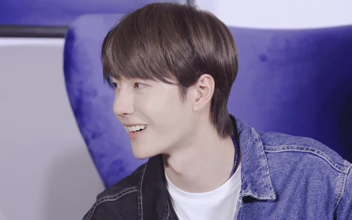 【王一博】 你笑起来的时候我的心里像被撒了一把跳跳糖