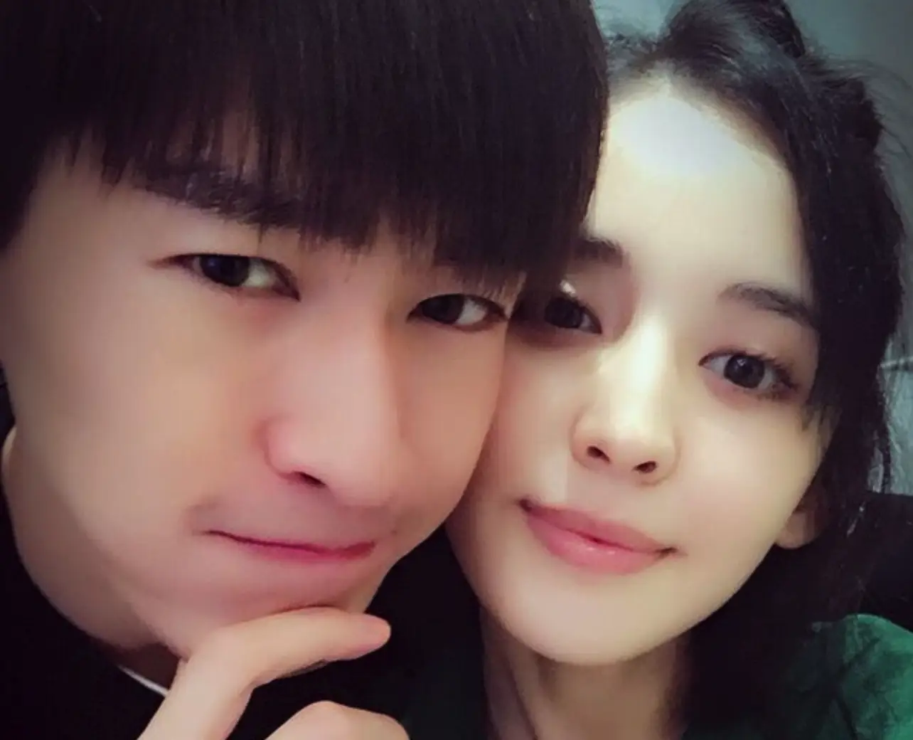 原创古力娜扎私密照屡次被男友曝光一向是清纯人设瞬间崩塌