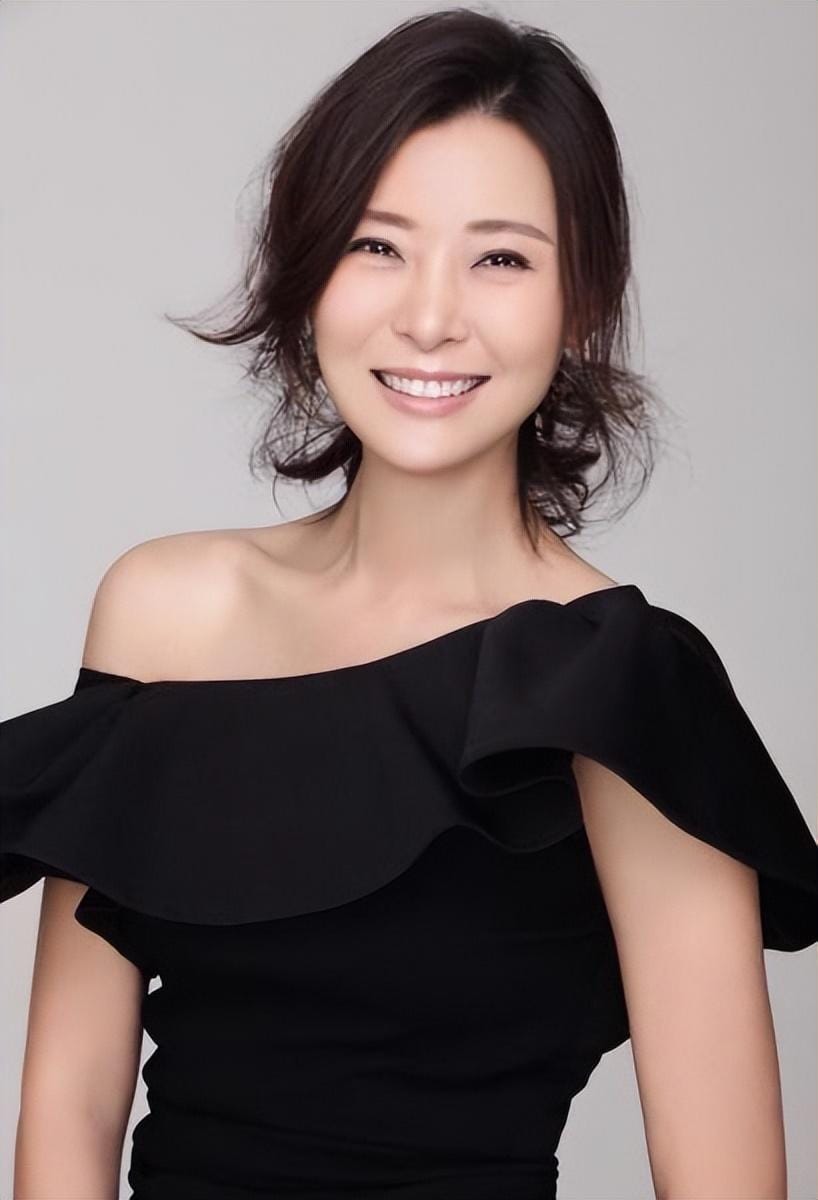 50多岁没结婚的女明星有哪些?