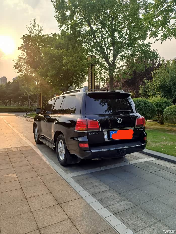 个人雷克萨斯570