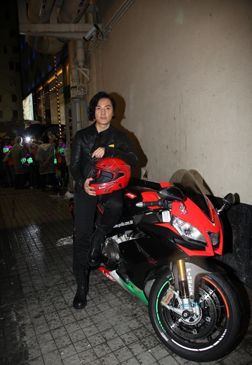 郑伊健:因"古惑仔"走上巅峰,风头碾压刘德华,如今为何不红了_电影