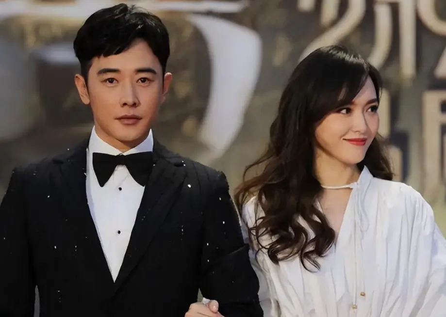 原创有种整容叫罗晋结婚唐嫣甜美如初他却像变了个人