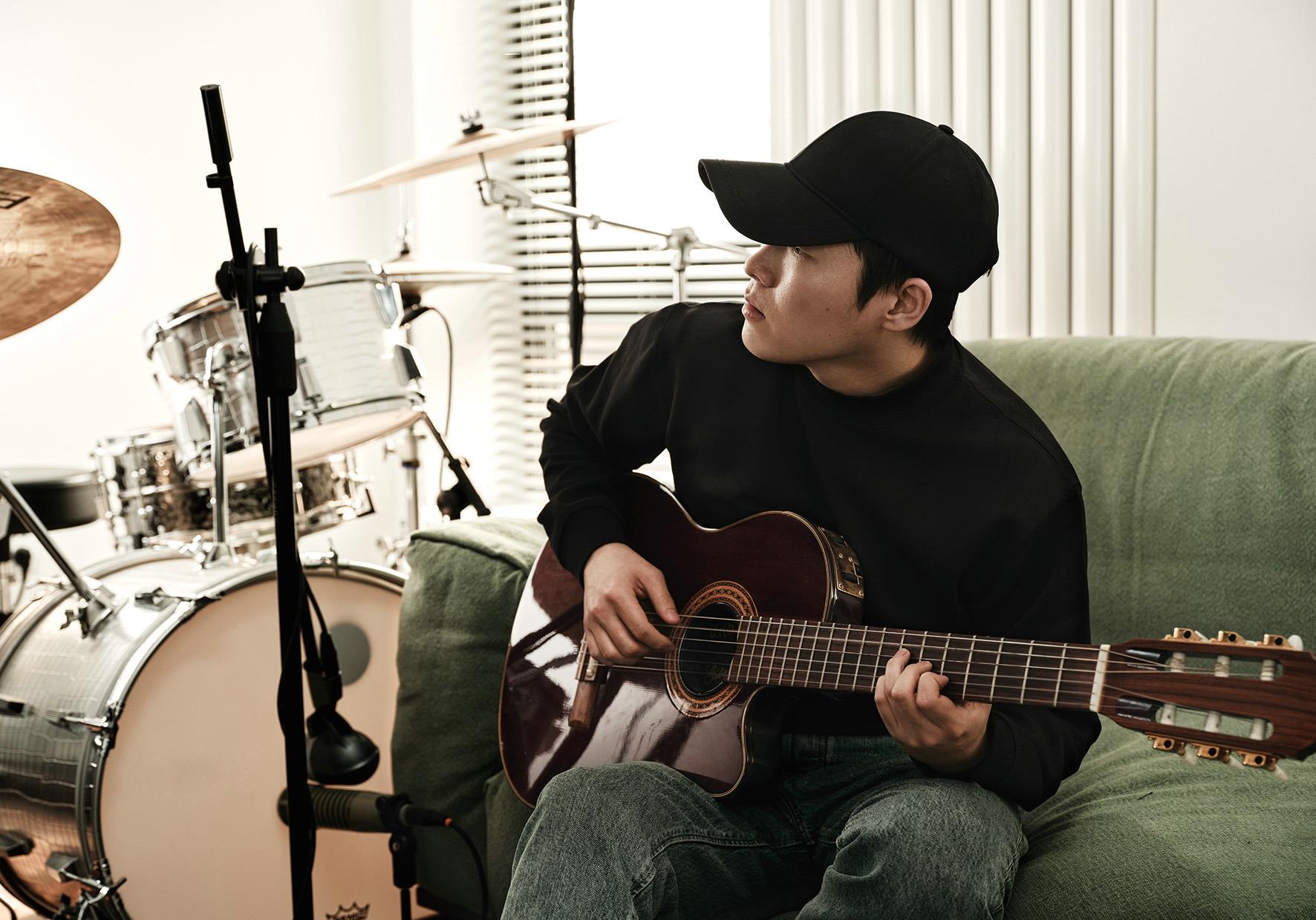 歌手梁博:娱乐圈太深,我从不进去_吉他_节目_时候