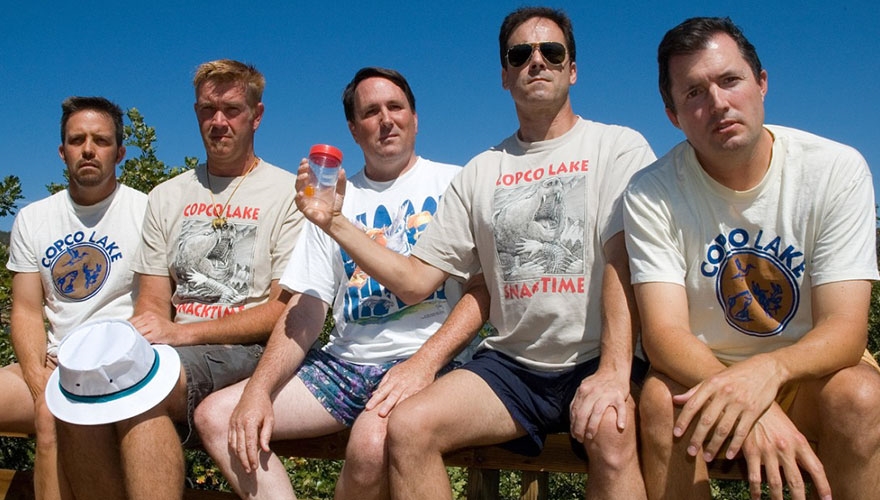 五个好哥们儿每五年到同一个地方拍合影转眼35年