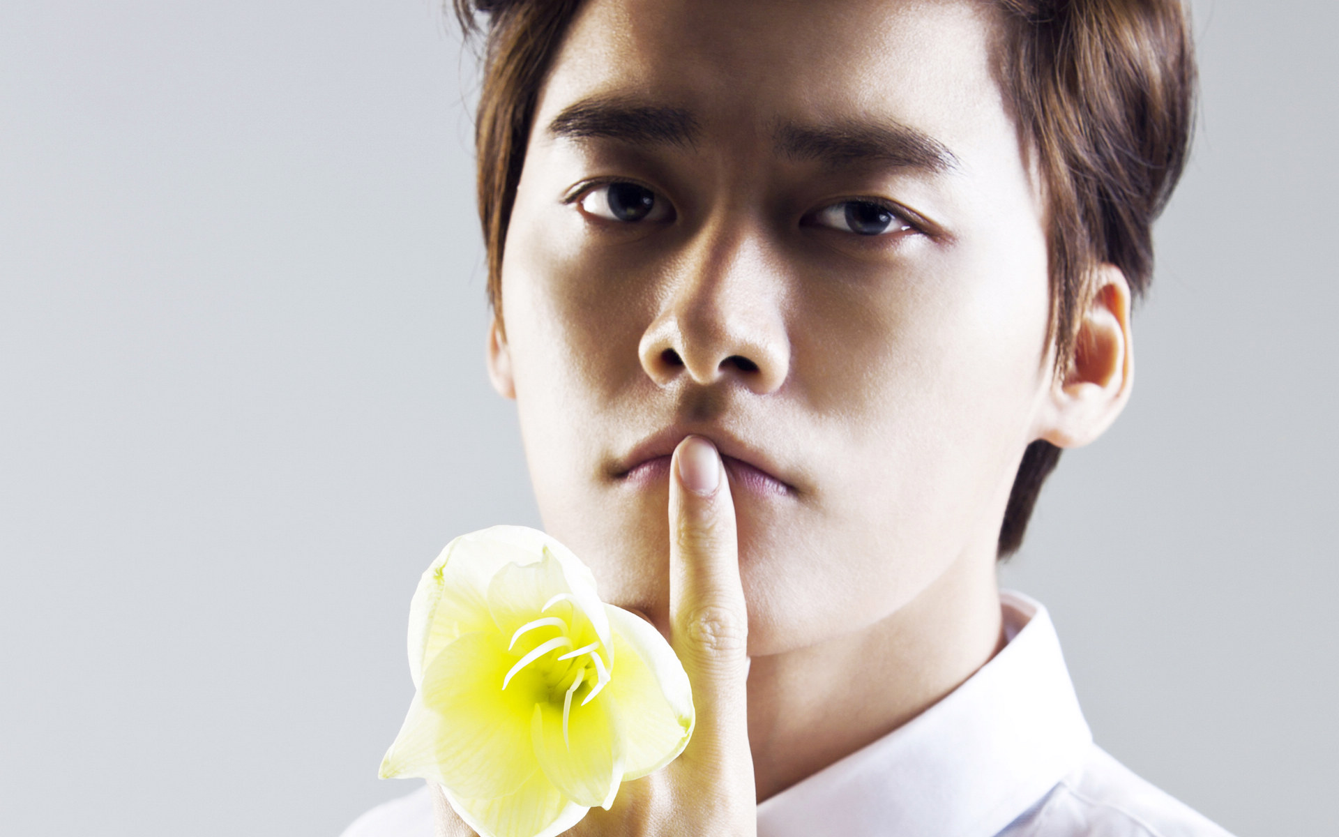 古剑奇谭男神李易峰帅气时尚帅气写真桌面壁纸(二)