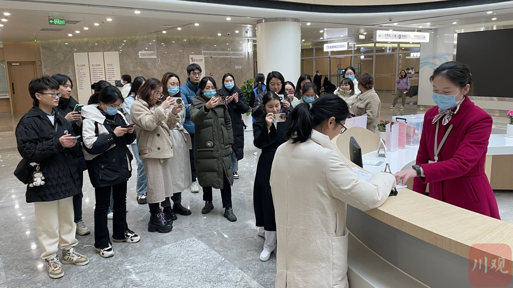 c视频丨2024年首场"川观拍客训练营"为"白衣天使"