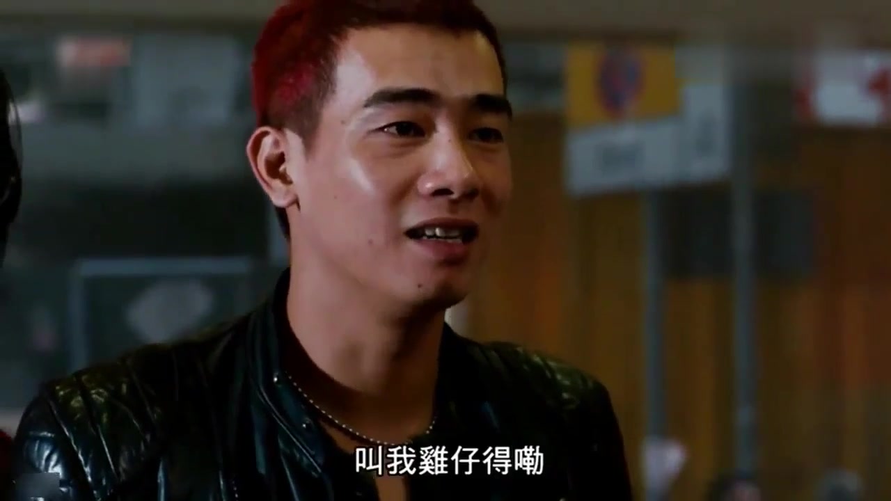 古惑仔:山鸡睡女人被人家老爸找上门,怂鸡很郁闷