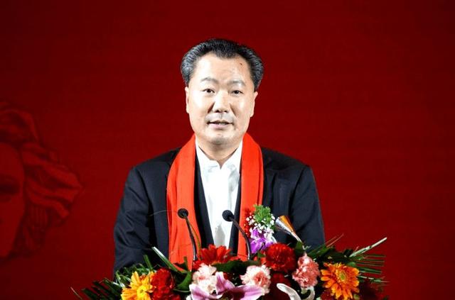 最新消息宏立城集团董事长肖春红担任贵州省湖南商会名誉会长