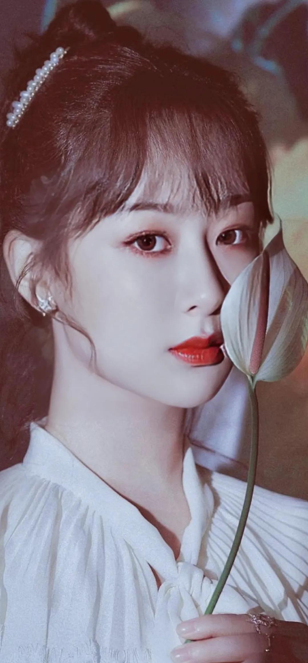 秀雅脱俗的杨紫,似仙界飘落凡尘的芙蓉,超高清美图一张靓过一张_肌肤