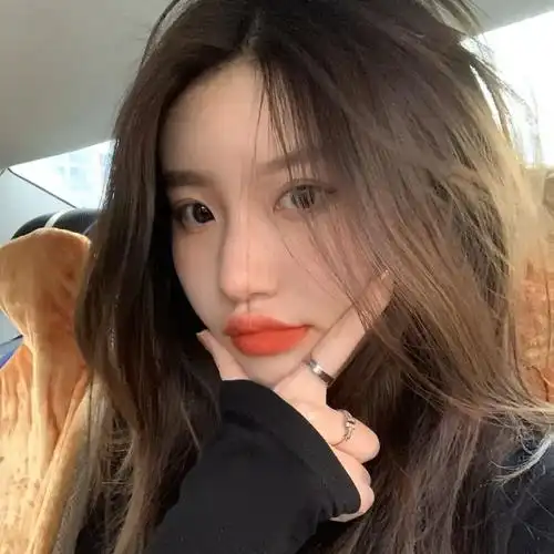 头像女生一个人都无趣两个人怎么会有意思