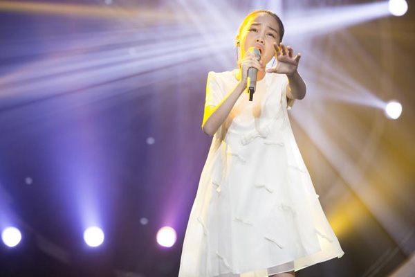 中国新声代汤晶锦唱红天亮了