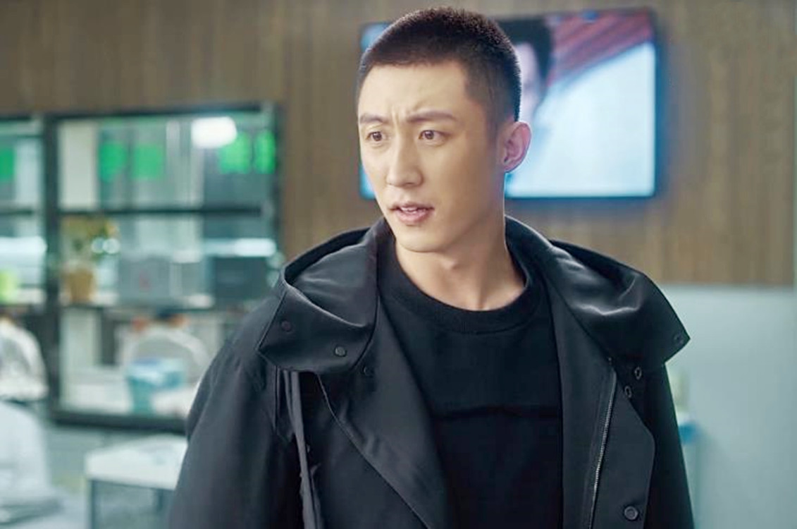 《爱上特种兵》黄景瑜打戏好精彩,不愧是硬汉小生,抱李沁好轻松