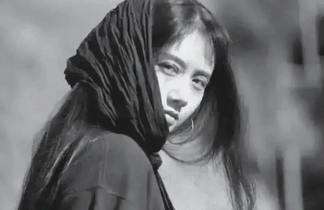 杨丽萍年轻时候有多美?看完这些照片,惊艳了时光!_舞蹈_中国_岁月