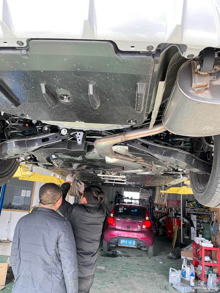 雷凌新车落地先整个底盘装甲