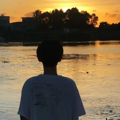 性感图片大全大图高清头像背影男人(男生头像背影帅气高清)-1