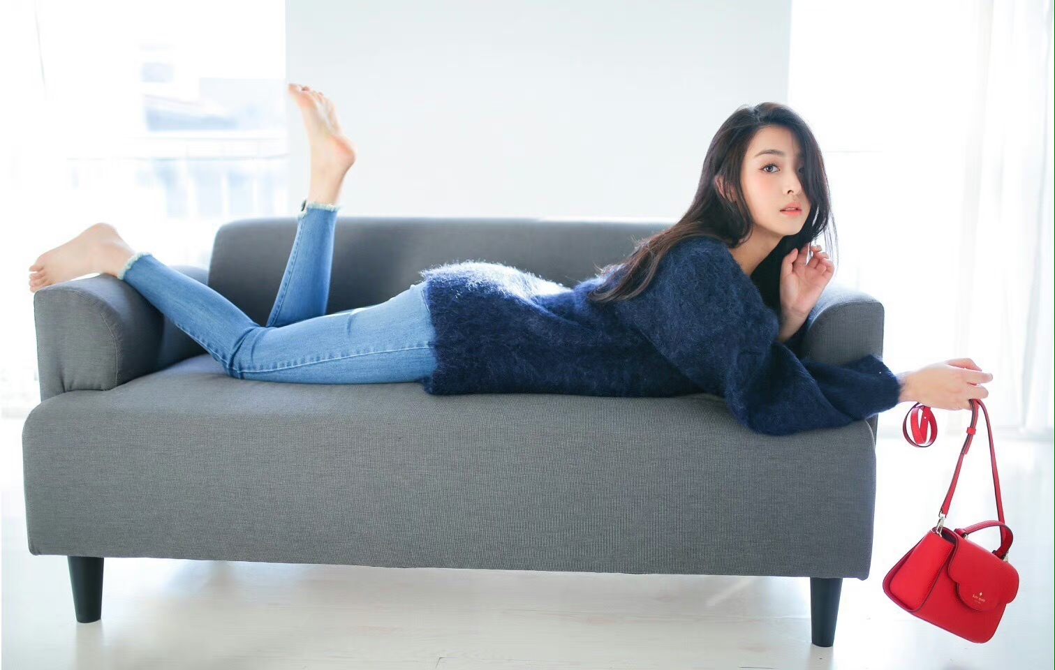 张含韵光脚丫[色][色] #张含韵