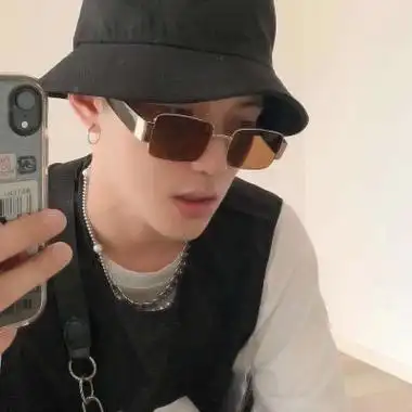 最火qq头像男生霸气冷酷 超酷的时尚男生精选头像图片