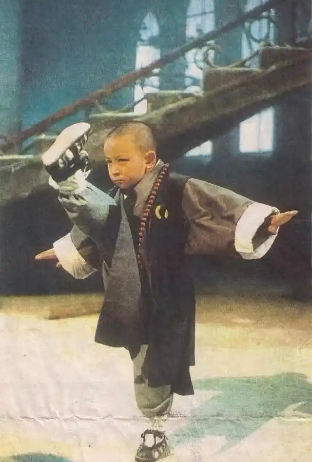 "童星"释小龙,被时代抛弃连招呼也没打,现在生活咋样了