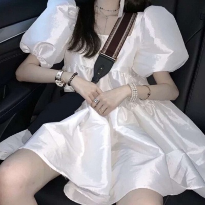 雪梨ins风bm风时尚部位女头聊会天吧我们没啥可聊的