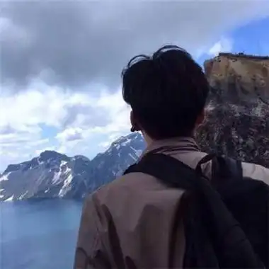 好看的伤感背影男生头像图片合集