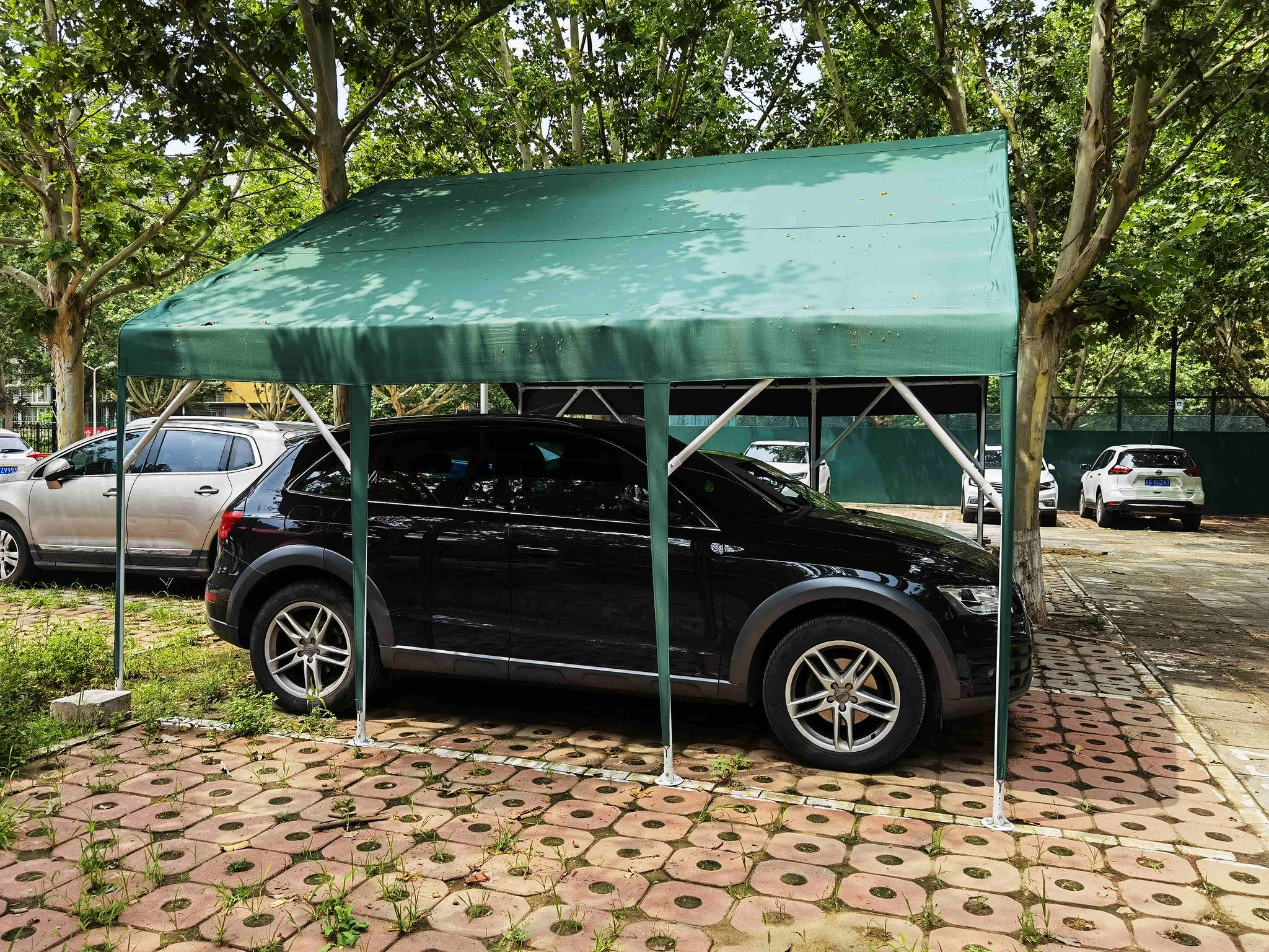 停车场私搭车棚,妨碍他人停车开门