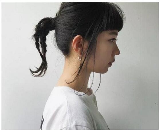 发量少的女生扎个小辫子发型 小揪揪马尾辫好看又有活力