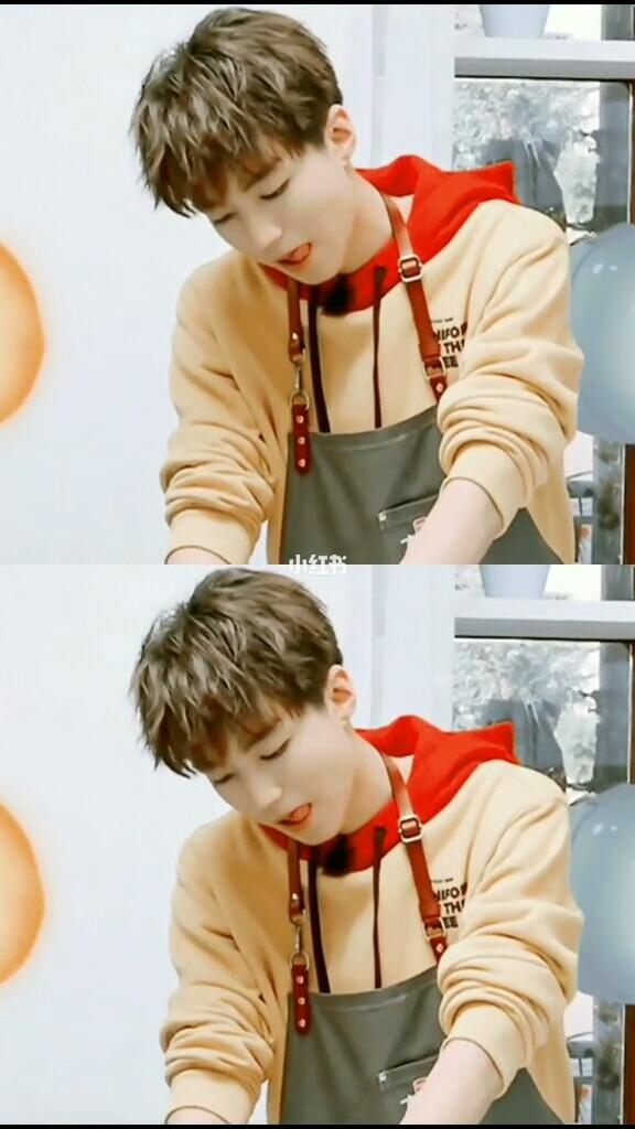 点开观看王俊凯小朋友吐舌头合集