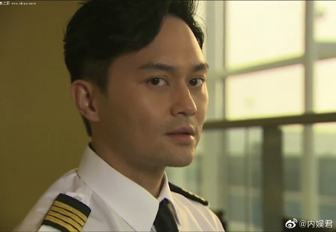 张智霖冲上云霄造型回忆杀