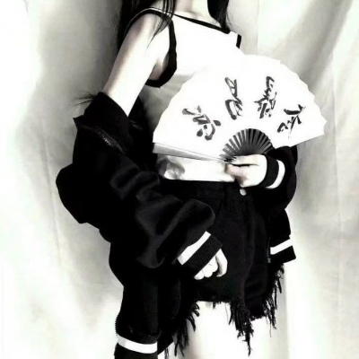 小婉:持扇社会扇女头"喜欢大家能_女生头像_我要个性网