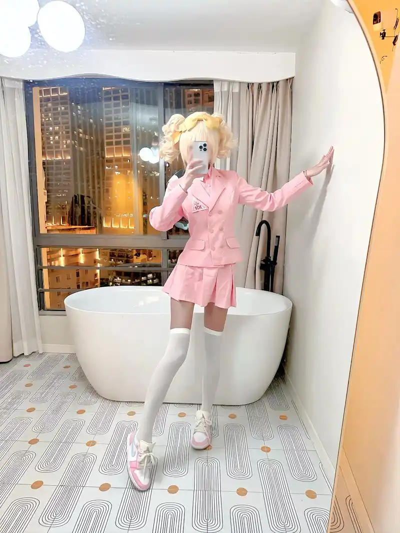 跟你一起的话落地成盒也没有关系.#和平精英 #cos #和平