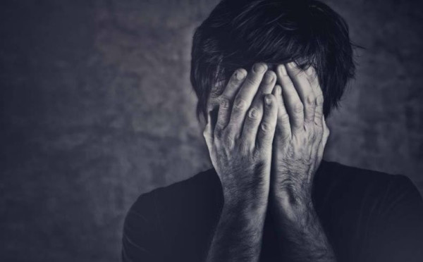 心情沉重,压抑,沮丧的, 用英语怎么说