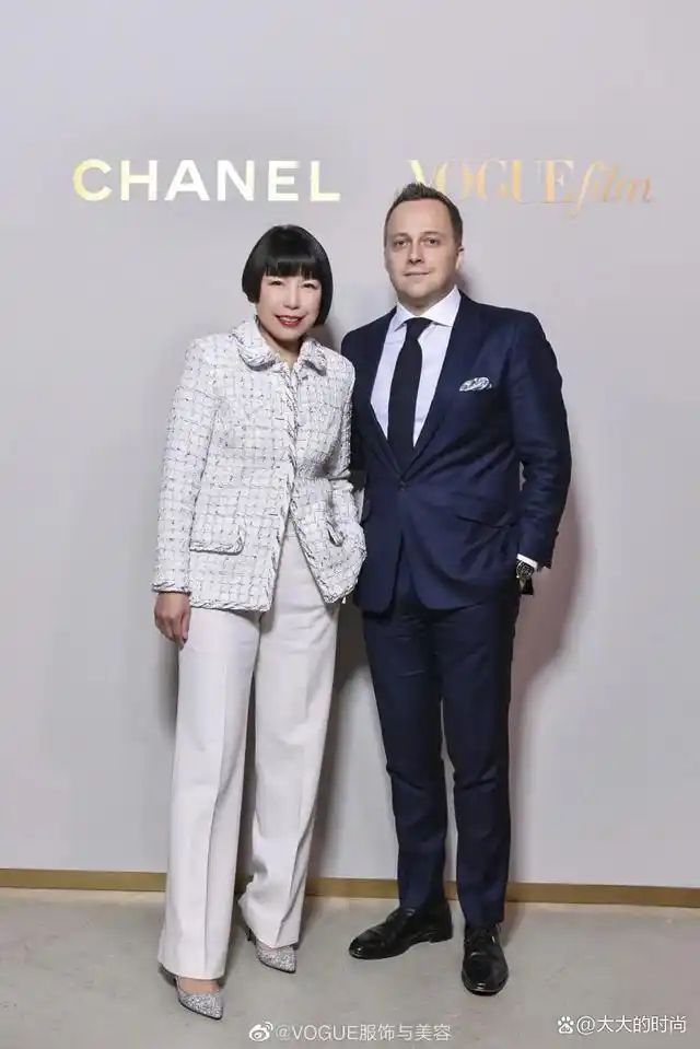 你还记得能一声令下召集所有大花和超模的她吗