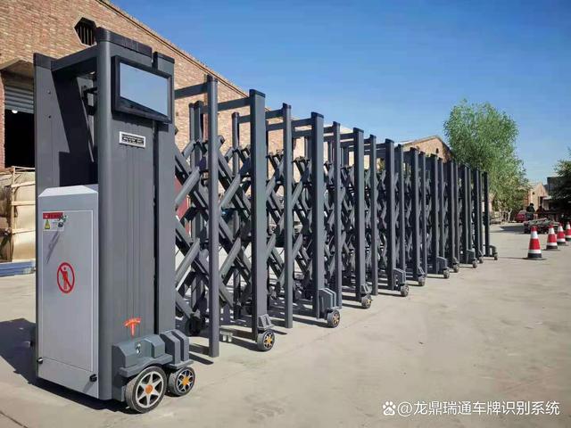 北京厂家:单位工厂大门电动伸缩门款式材质及价格分享