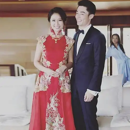 林心如身穿"嫁娘裙"美如画,霍建华看得喜笑眉开,网友:好甜蜜