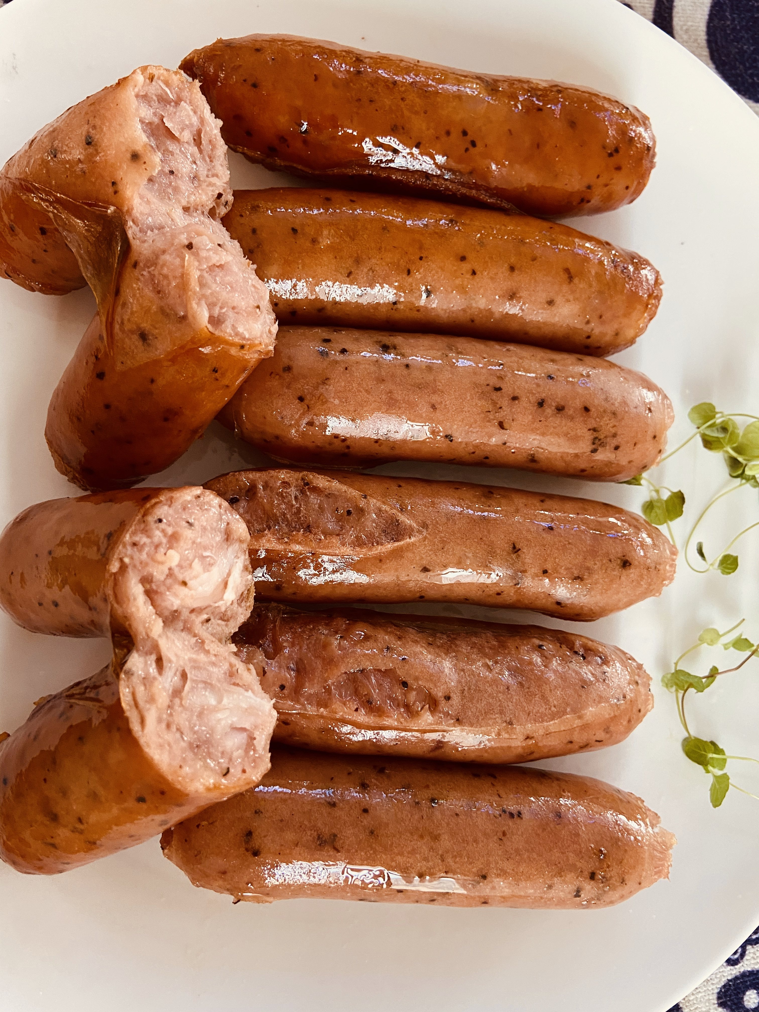 翘歌台式火山山石烤肠秘制纯肉脆皮热狗整箱包装即食肠类