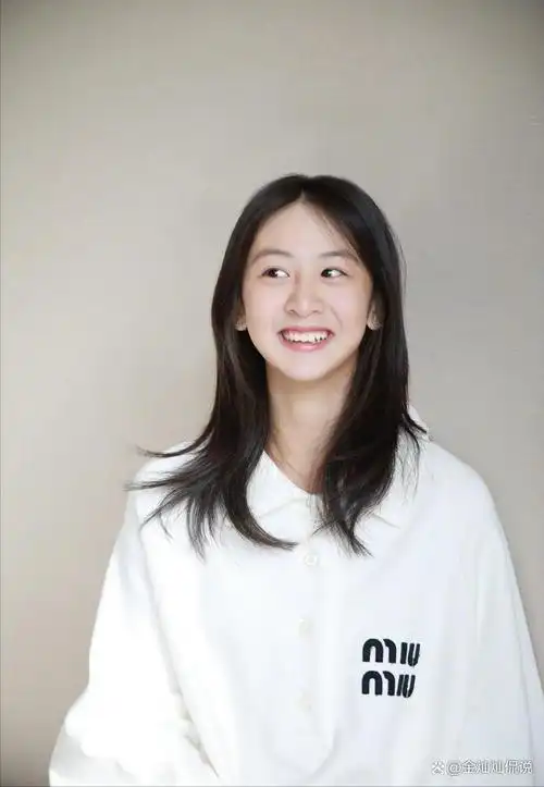 田亮叶一茜为女儿庆生风一样的女子已经16岁了森碟越长越漂亮