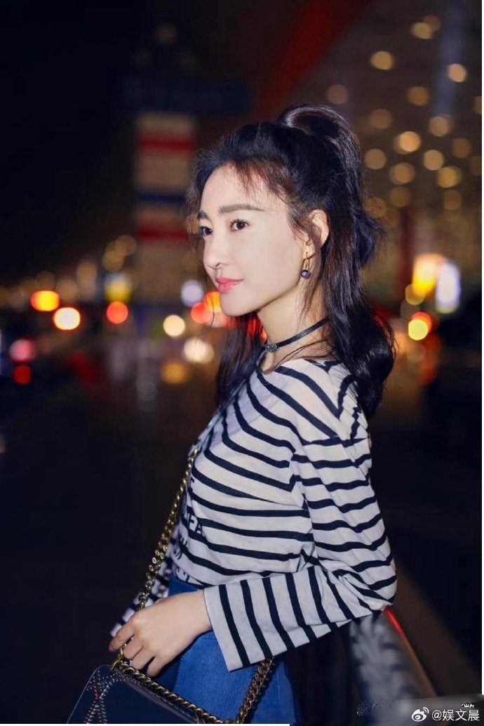 王丽坤高马尾发型