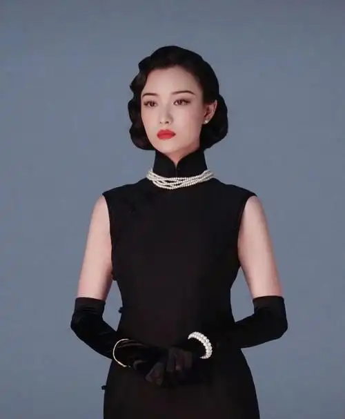 说说配旗袍的发型手推波