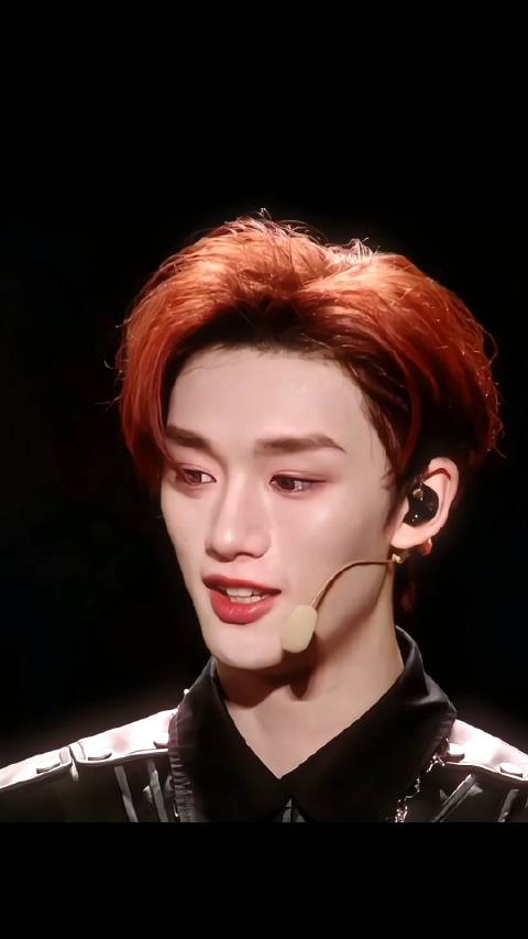 丁程鑫在演唱会上哭了