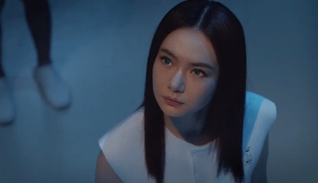 你好安怡:精彩片段  :你好安怡1:乔家购买芯机人安怡,李遥拍卖会救下