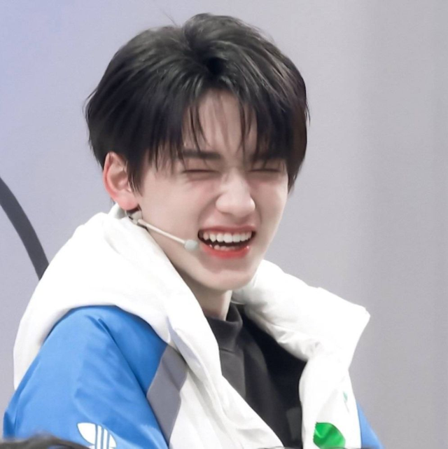 宋亚轩头像分享