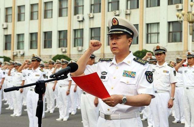 解读:海军由哪几部分组成?领导班子成员都有谁?什么军衔?