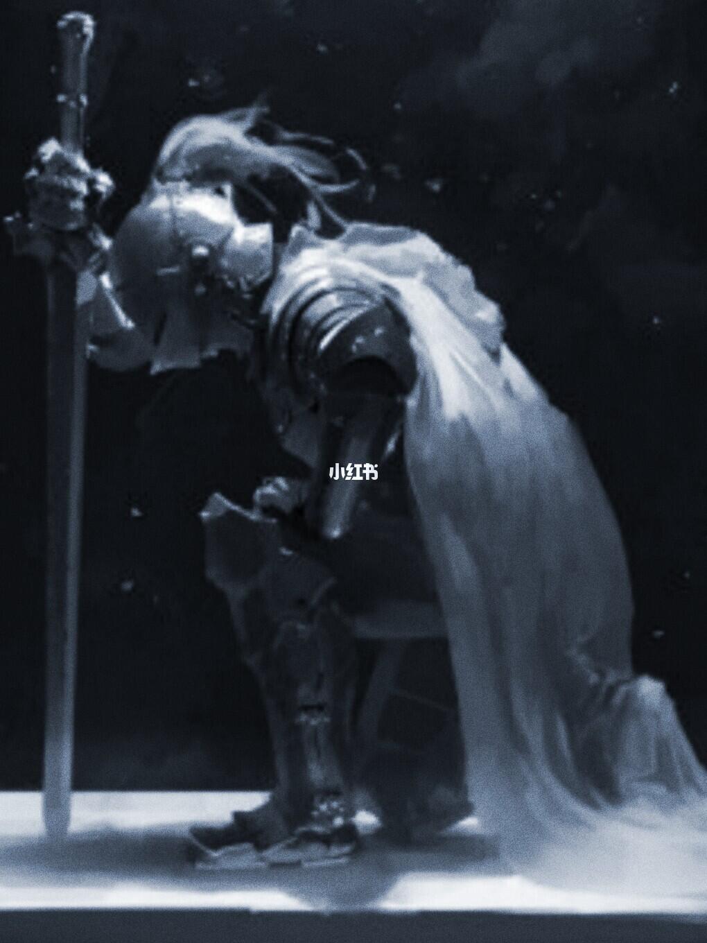 女王陛下臣退了