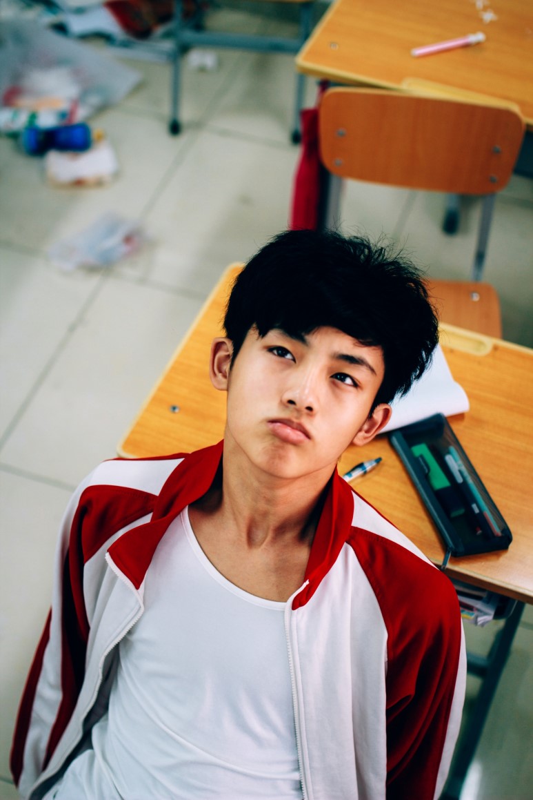 中戏校草爱校服不输刘昊然韩国奋斗又一小鲜肉