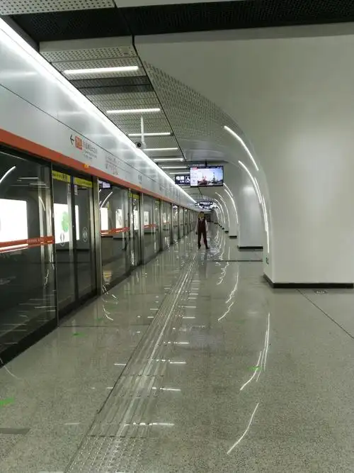 探秘武汉地铁7号线