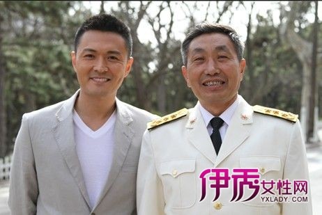 演员身份出演《奋斗》,姐都十分关注周晓欧,期待她在门第中的精彩表现