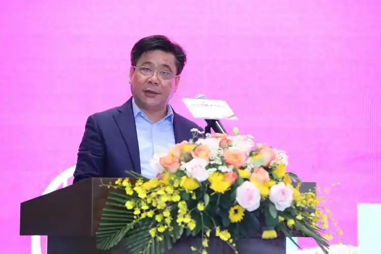 中国旅游景区协会副理事长,黄山旅游发展股份有限公司董事长 章德辉