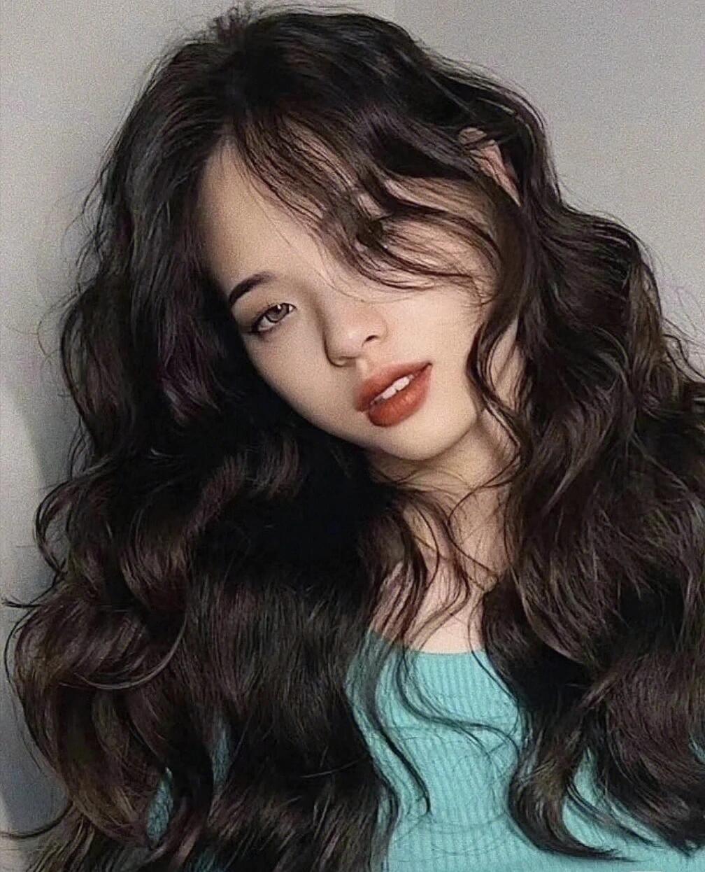 这款中长发烫这种卷发太显气质了叭